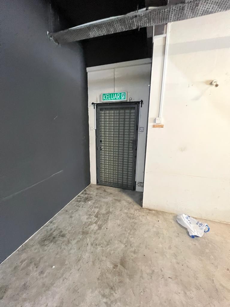 C180 Trader Square G Floor Shop For Sale - photo 7