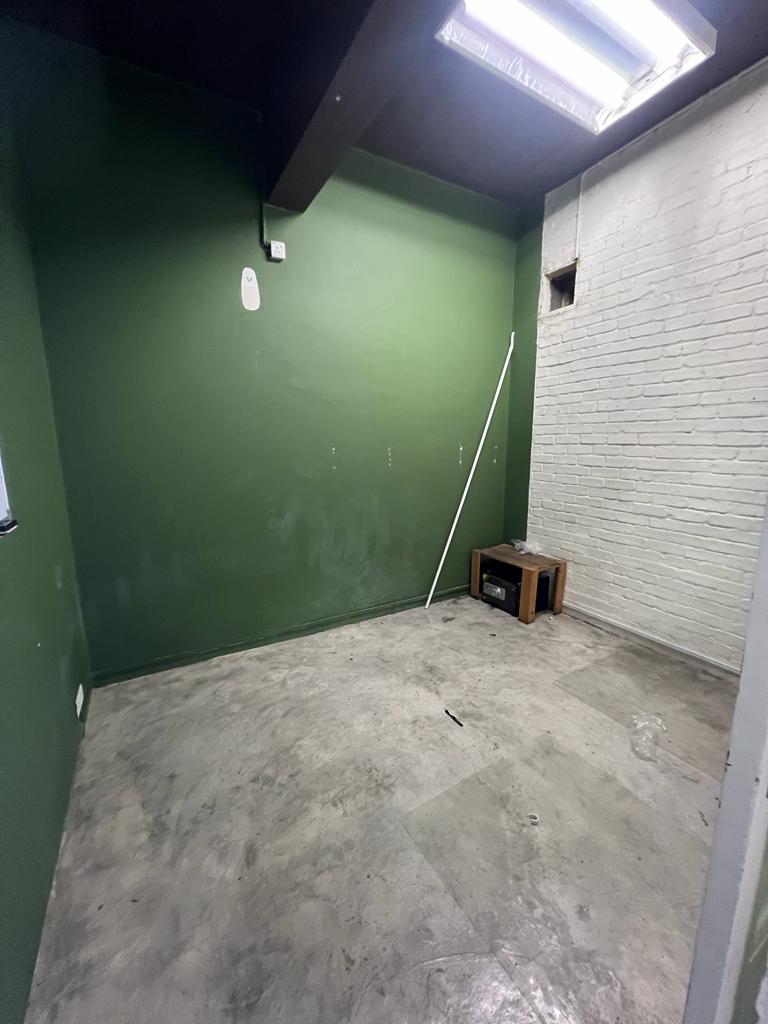 C180 Trader Square G Floor Shop For Sale - photo 9