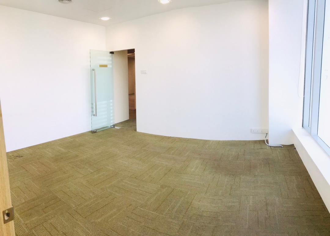 PFCC Grade A Partly Furnished Office For Rent - photo 5