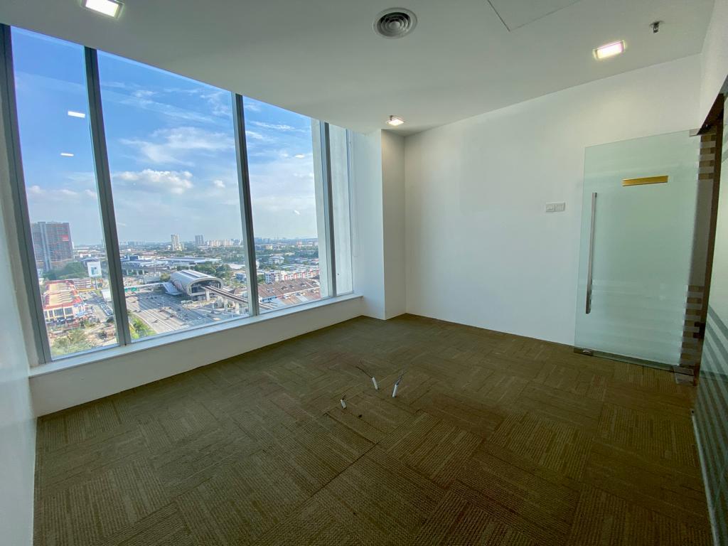 PFCC Grade A Partly Furnished Office For Rent - photo 8