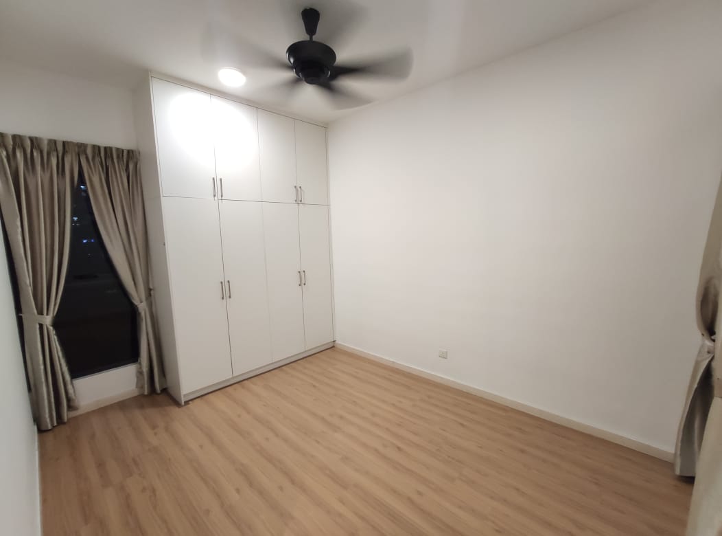 A Marine Bandar Sunway Partly Furnished Unit - photo 5