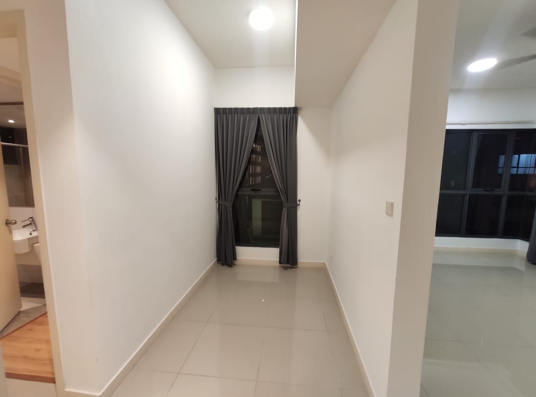A Marine Bandar Sunway Partly Furnished Unit - photo 6
