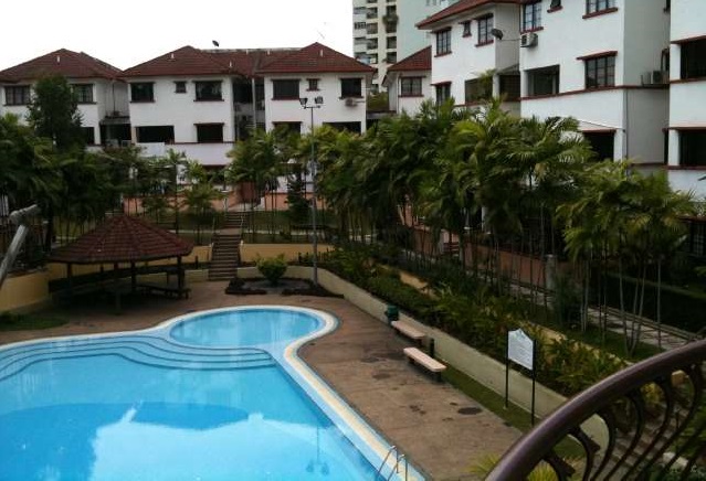 Villa OUG Condo 1140sf 3R3B FH , Tmn Yarl