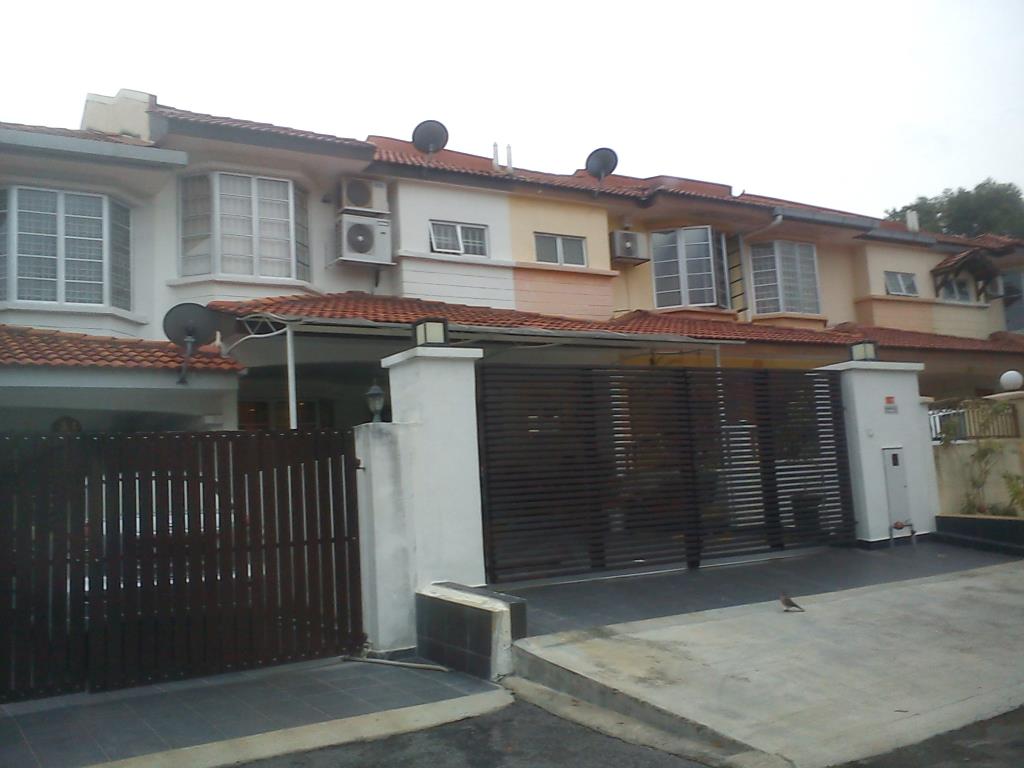 2sty 20x70 4R3B BF , Taman Segar Perdana