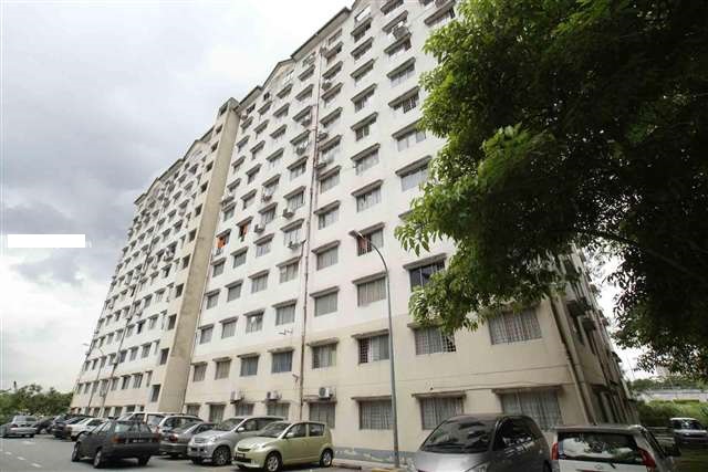 Iris Apt 650sf 2R2B PF, Taman Desa