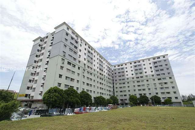 Pangsapuri Damai Apt 667sf 3R1B LH, Tropicana
