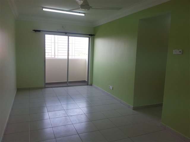 Mandarina Court 780sf 3R2B PF, Cheras