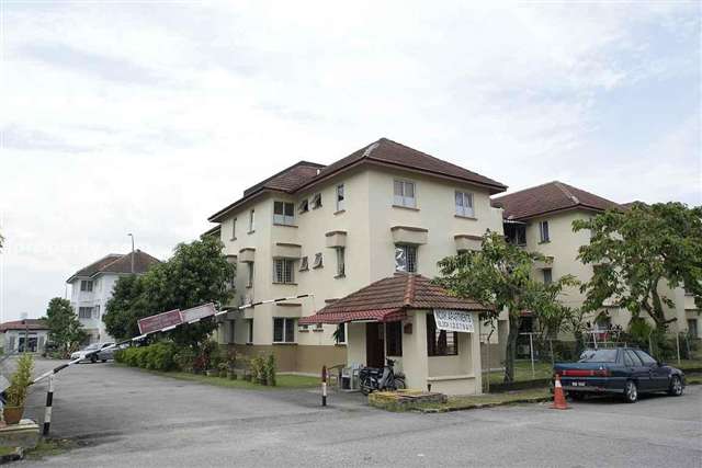 Indah Apt 650sf 2R1B BF, Setapak