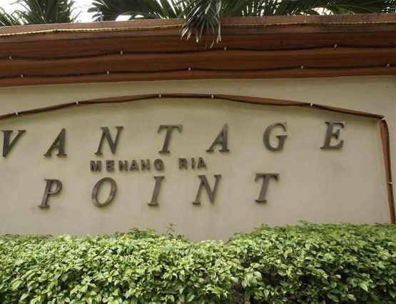 Vantage Point Condo 886sf 3R2B FF , Desa Petaling