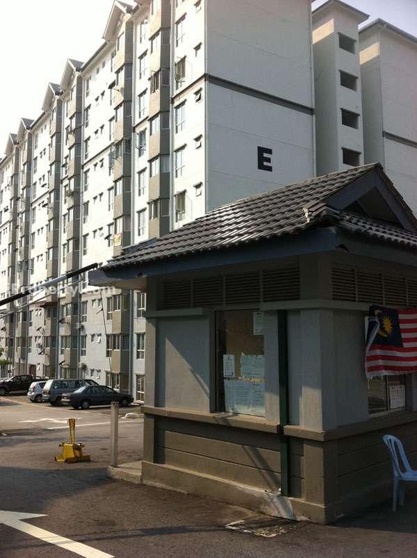 Mayang Court 800sf 3R2B BF, Puncak Jalil