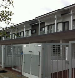 The Lake Residence 1400sf 3R2B LH,Putra Perdana