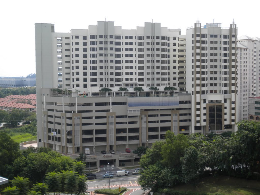 Pelangi Sentral 1121sf 3R2B FF, Mutiara Damansara