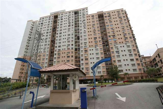 Jati Selatan Apt 820sf 3R2B LH, Desa Petaling