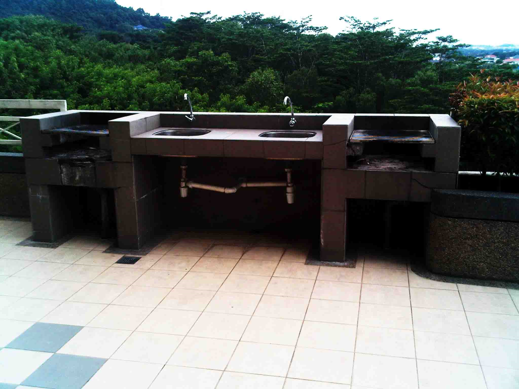 Juta Mines Condo 901sf 3R2B LH , Seri Kembangan - photo 4