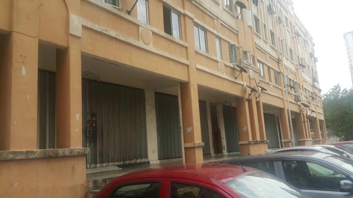 Serdang Perdana Shop Apartment 700sf 3R2B LH