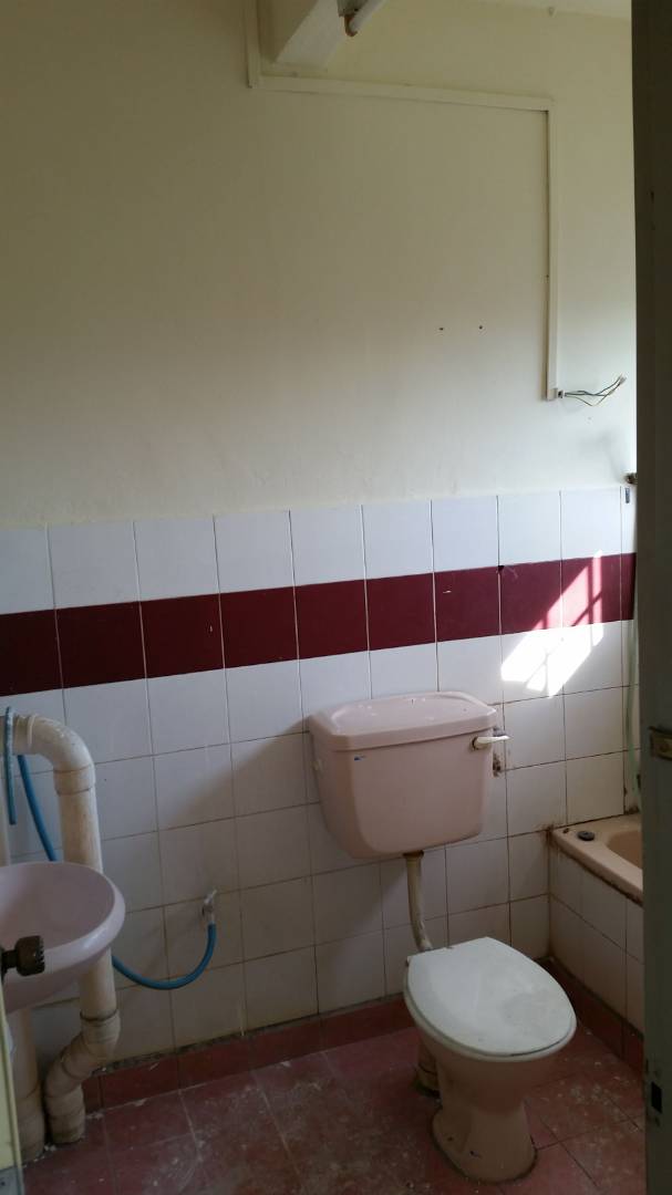 Lembah Maju Apt 969sf 3R2B BF, Pandan Indah - photo 2