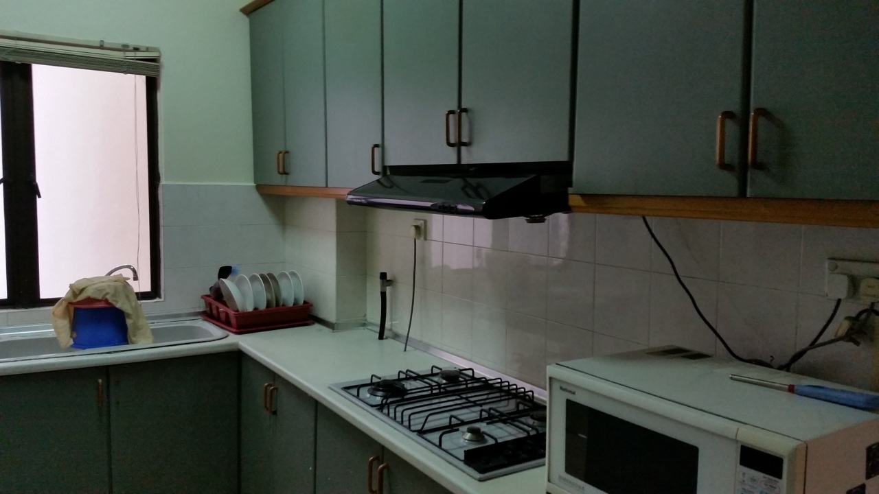 Angkupuri Condo 1550sf 4R2B FF, Mont Kiara - photo 5