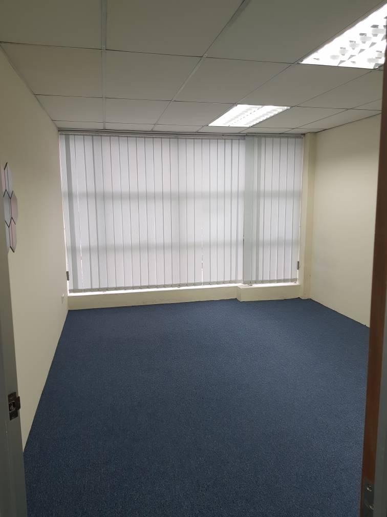 Office Lot 990sf 3rd Floor, Bandar Puchong Jaya - photo 1