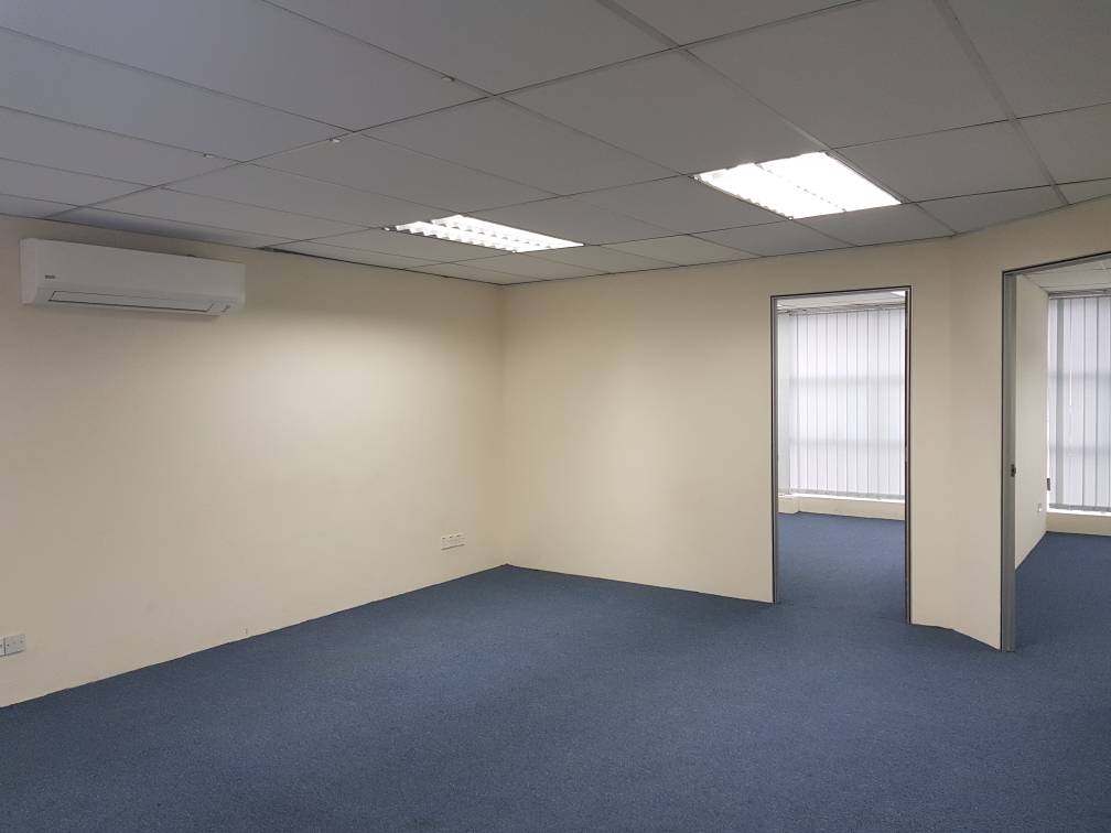 Office Lot 990sf 3rd Floor, Bandar Puchong Jaya - photo 2