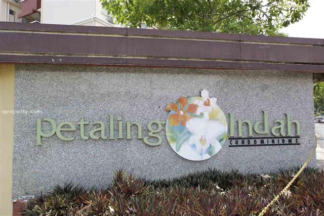 Petaling Indah Condo 888sf 3R2B LH , Sungai Besi - photo 3
