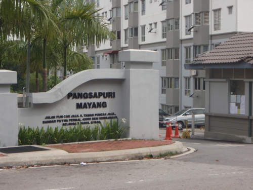 Mayang Court 850sf 3R2B FF, Puncak Jalil - photo 1