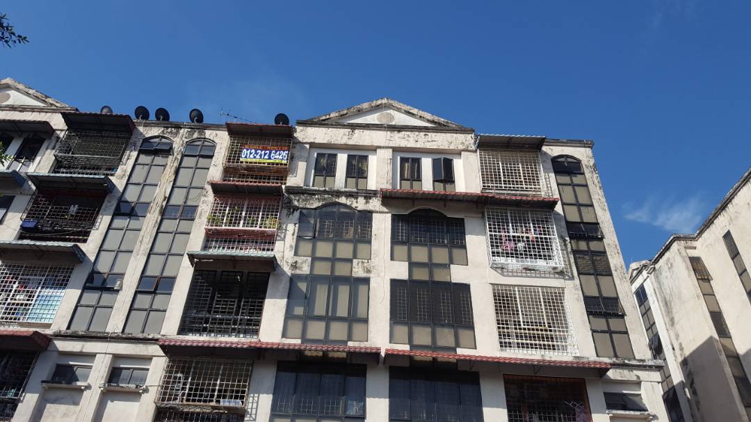 600 Lembah Maju Apt 922sf 3R2B LH,Ampang