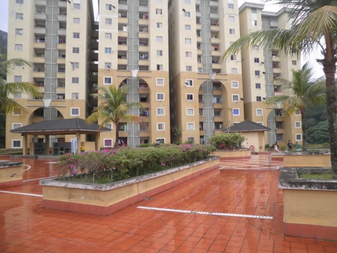 Ketumbar Heights 905sf 4R2B FH , Cheras , KL - photo 3