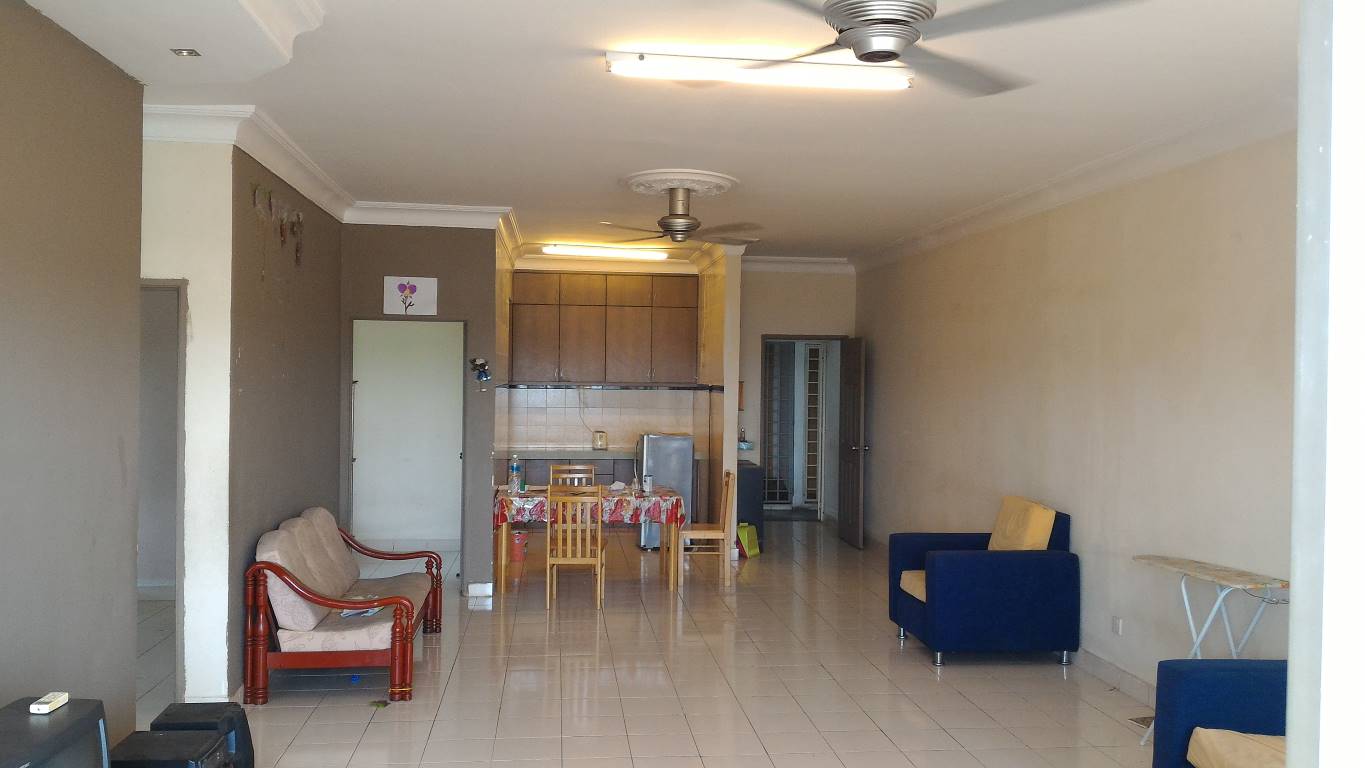 Desa Saujana Apt 1097sf 3R2B FF, Sungai Besi Indah - photo 3