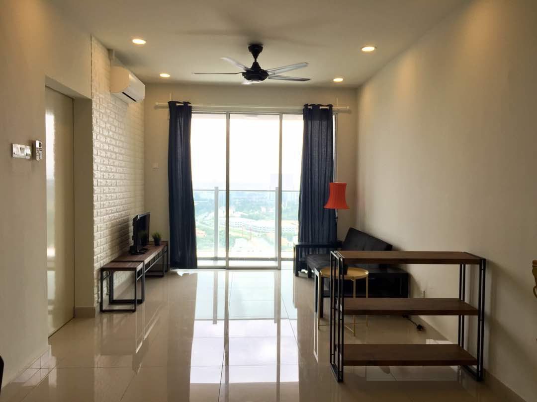 Maxim Residences 850sf 2R2B PF, Taman Connaught - photo 4