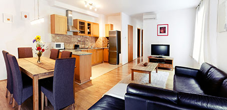M City Condo 880sf 2R2B FF, Jalan Ampang Hilir - photo 3
