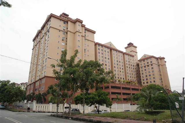 Laman Midah Condo 850sf 3R2B BF , Cheras - photo 1