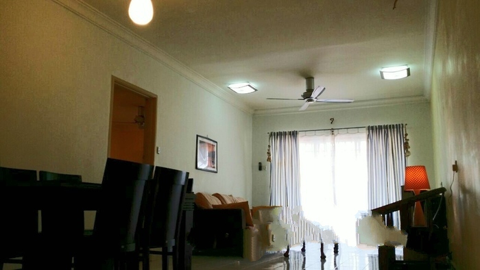 Puncak Seri Kelana Condominium 1040sqft LH