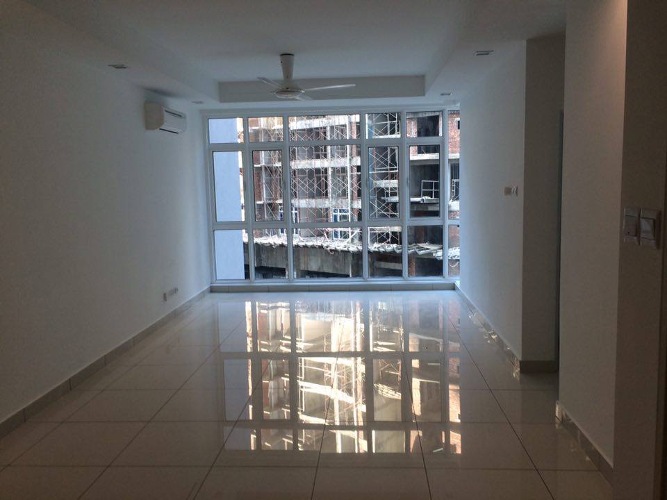 Central Residence, SOHO, 731SF, LRT, Sungai Besi - photo 2