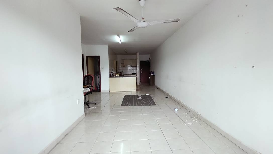 Medium Cost Flora Damansara Apartment - photo 1