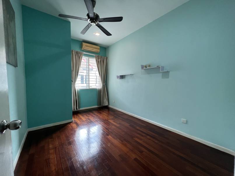Puchong Prima Double Storey Gated Guard by Kaneix - photo 12