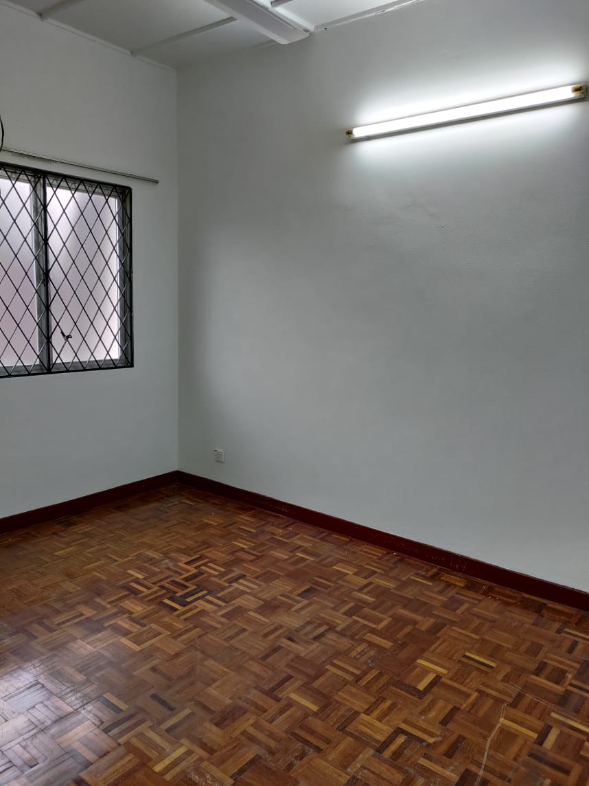 SS2 Double Storey House Petaling Jaya By Yeevy - photo 6