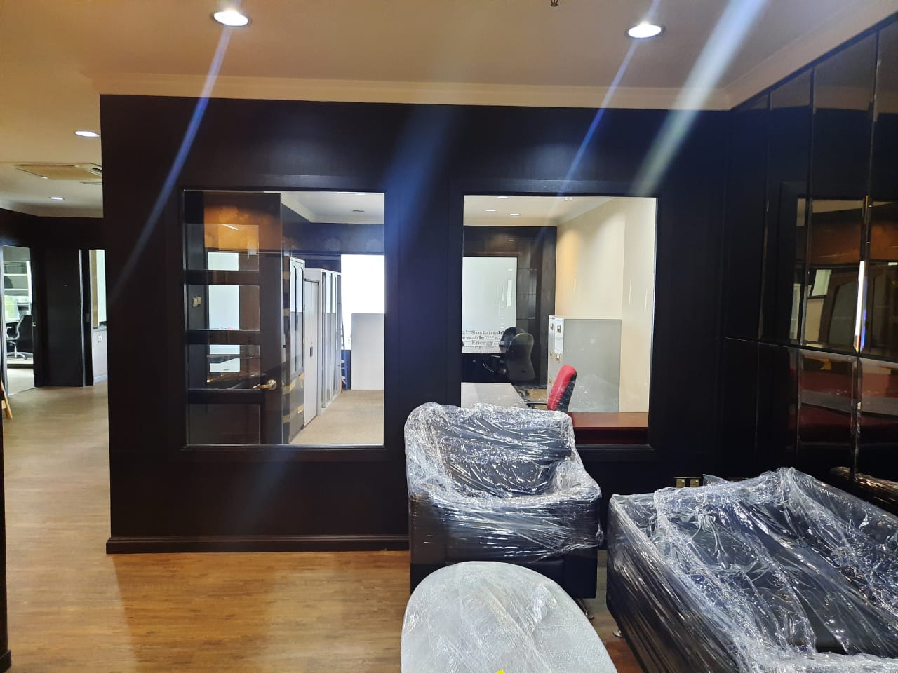 Metropolitan Square Office Unit For Rent - photo 2