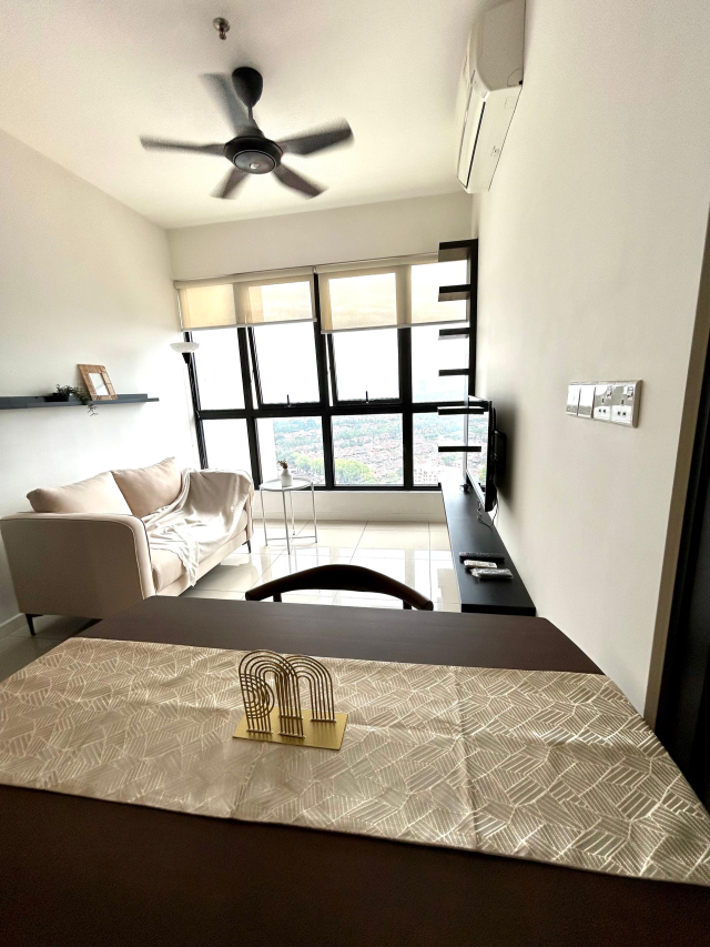HighPark Suites 452sft by Dionne - photo 2