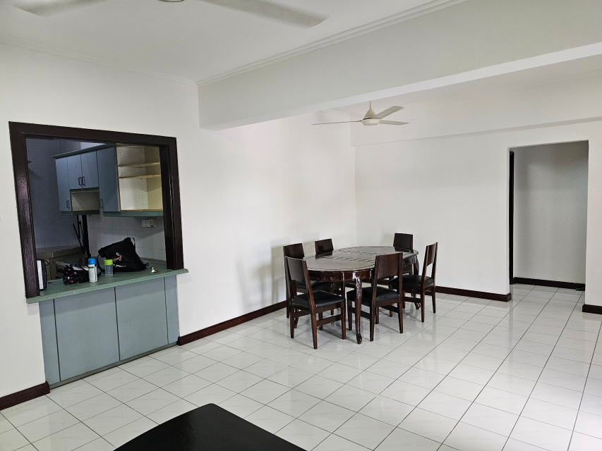 Ehsan Ria Condo By Dionne - photo 2