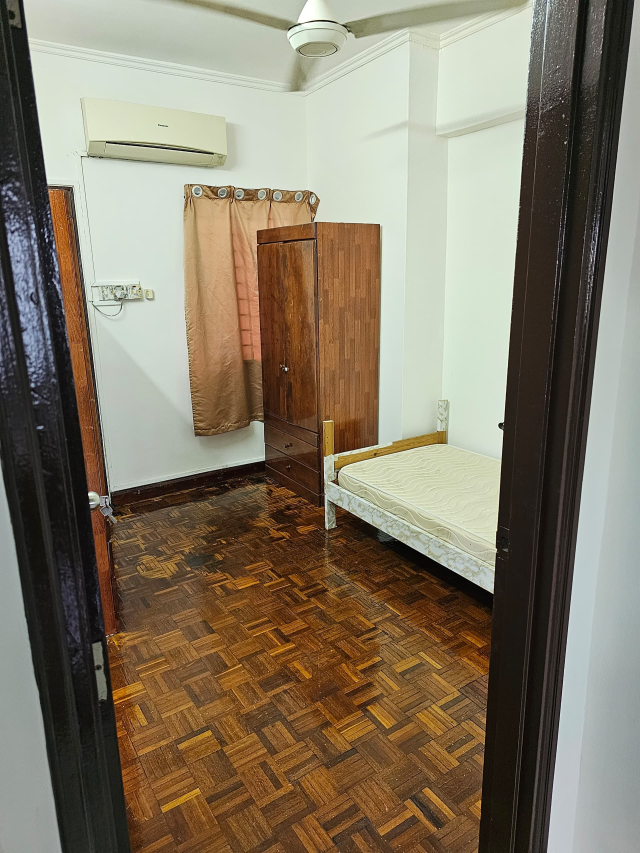 Ehsan Ria Condo By Dionne - photo 7