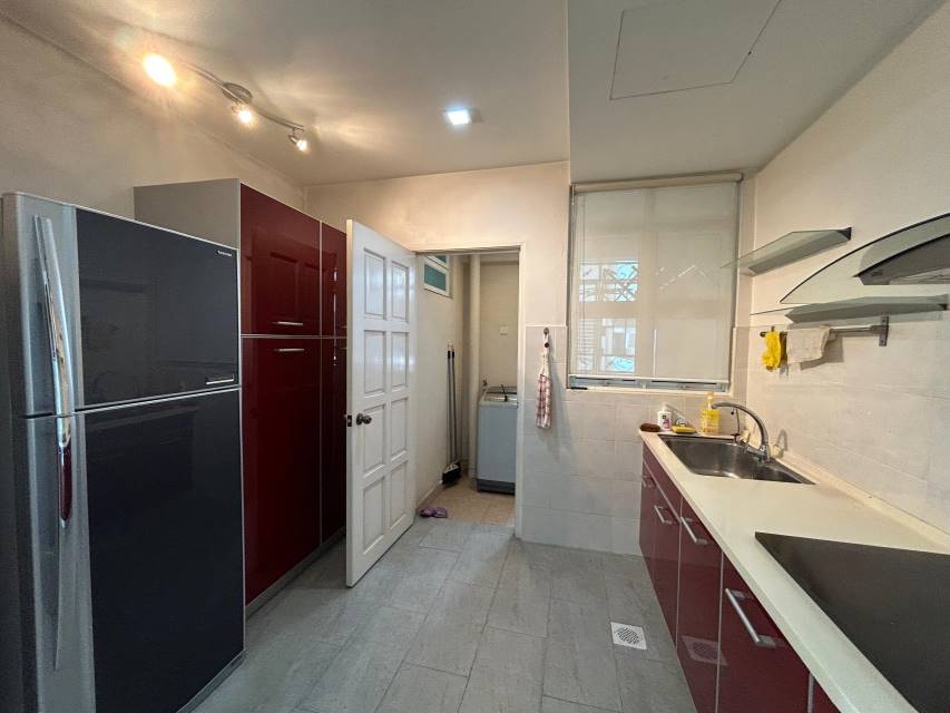 Kelana Jaya Sterling Condo by Dionne - photo 3
