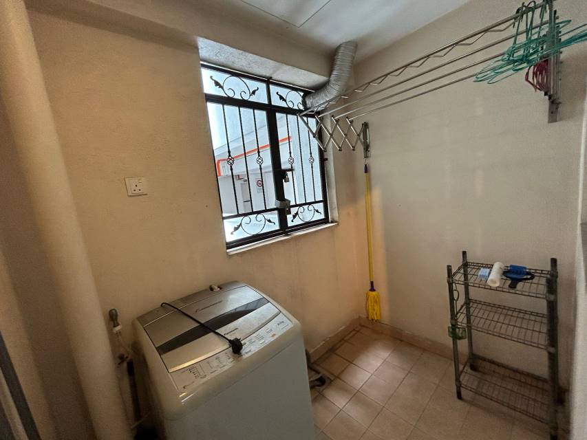 Kelana Jaya Sterling Condo by Dionne - photo 5