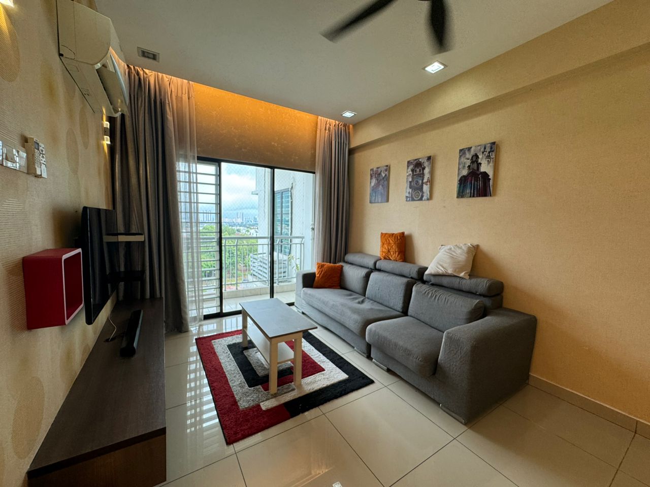 Park 51 Residency Renovated Unit By Yeevy - photo 2