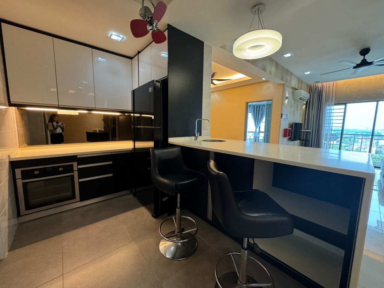 Park 51 Residency Renovated Unit By Yeevy - photo 3