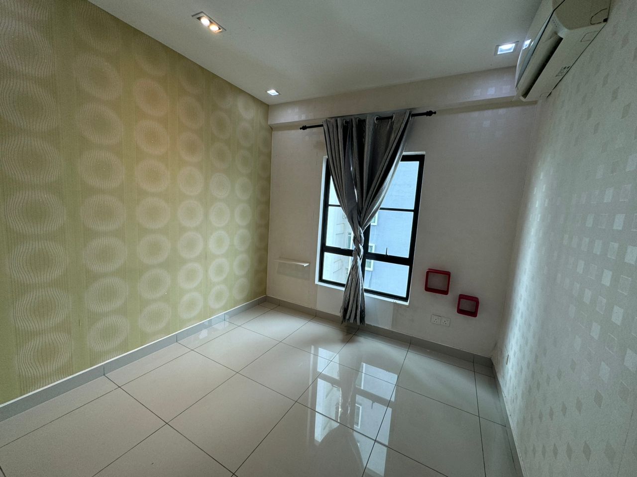Park 51 Residency Renovated Unit By Yeevy - photo 5