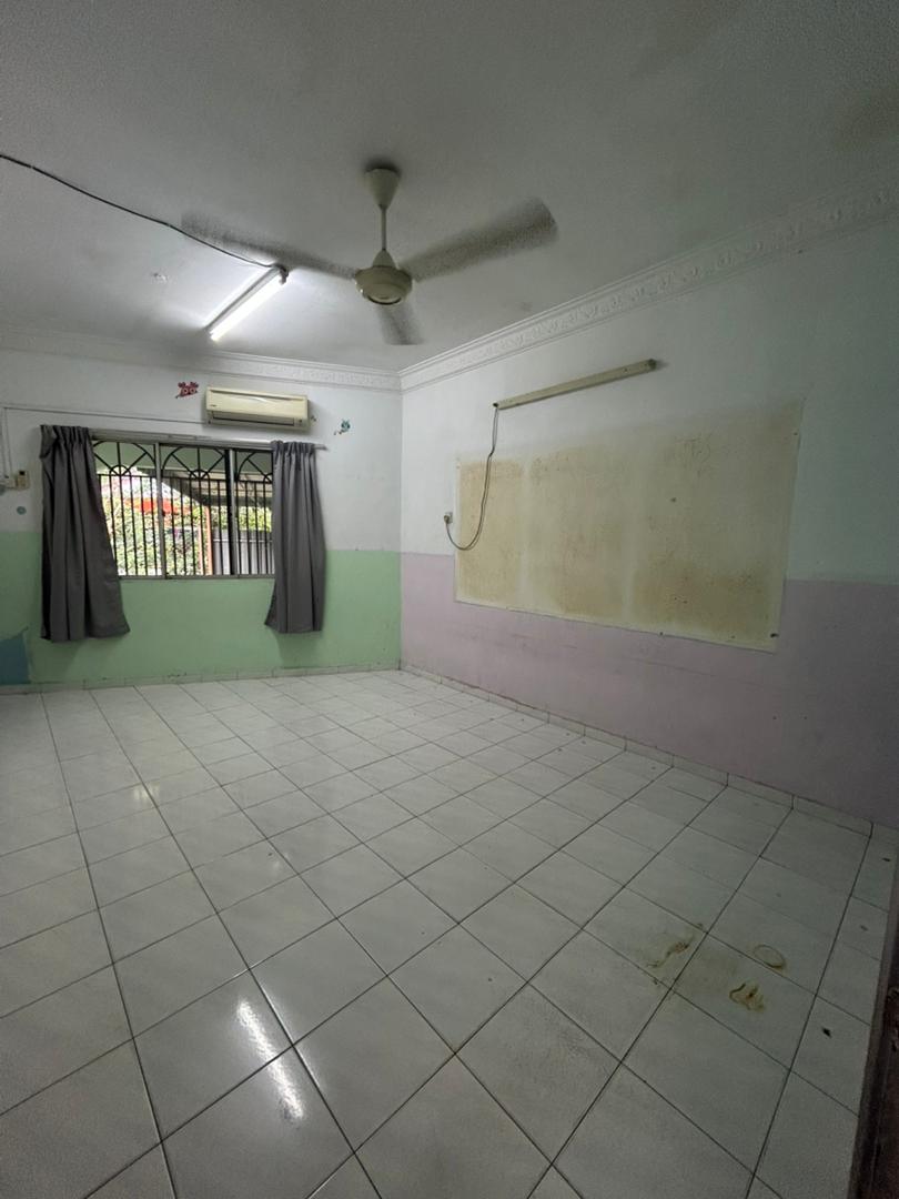 Sungei Way Single Storey Terrace Corner by Dionne - photo 7