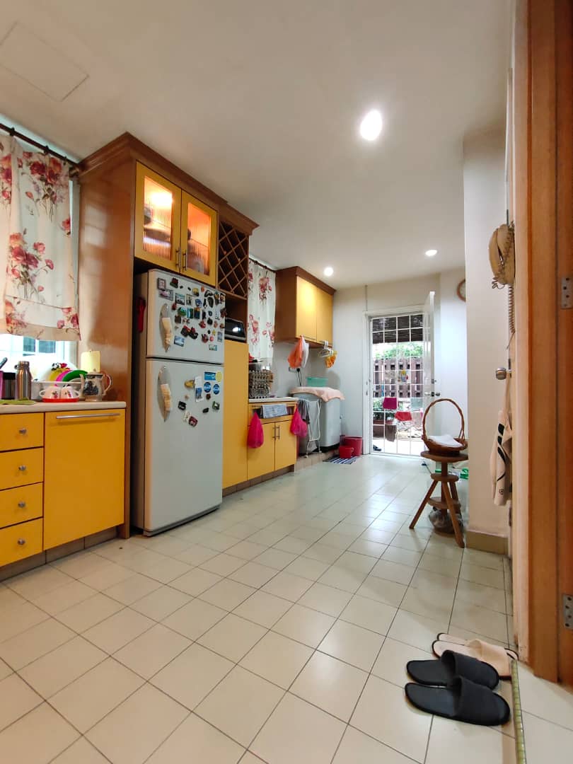 DOUBLE STOREY TERRACE END LOT - photo 6