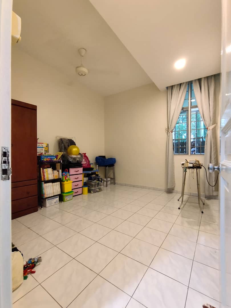 DOUBLE STOREY TERRACE END LOT - photo 9
