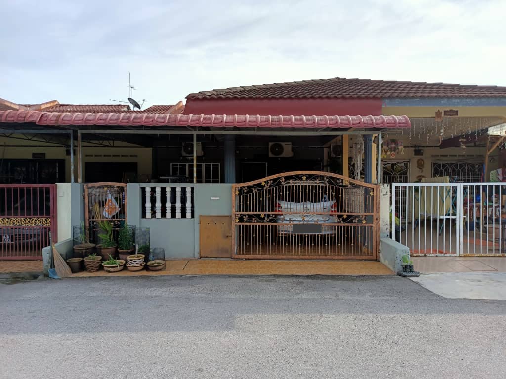 RENOVATED SINGLE STOREY TERRACE KAPAR