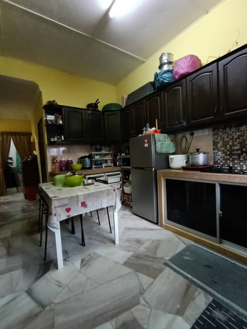 RENOVATED SINGLE STOREY TERRACE KAPAR - photo 5